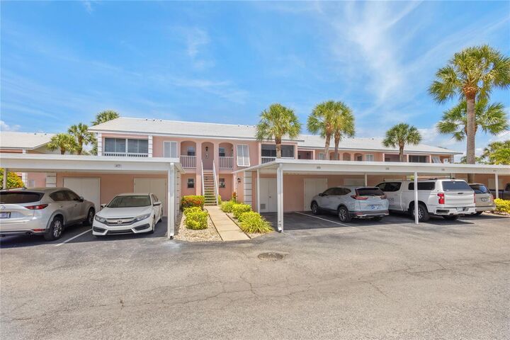 Property Photo: 436 Cerromar Lane 478 FL 34293