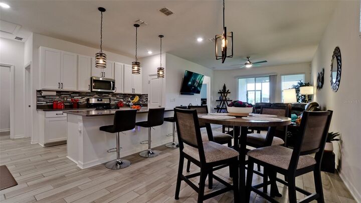 Property Photo:  5764 Bungalow Grove Court  FL 34221 