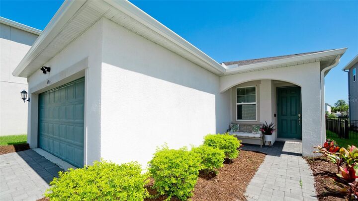 Property Photo: 5764 Bungalow Grove Court FL 34221