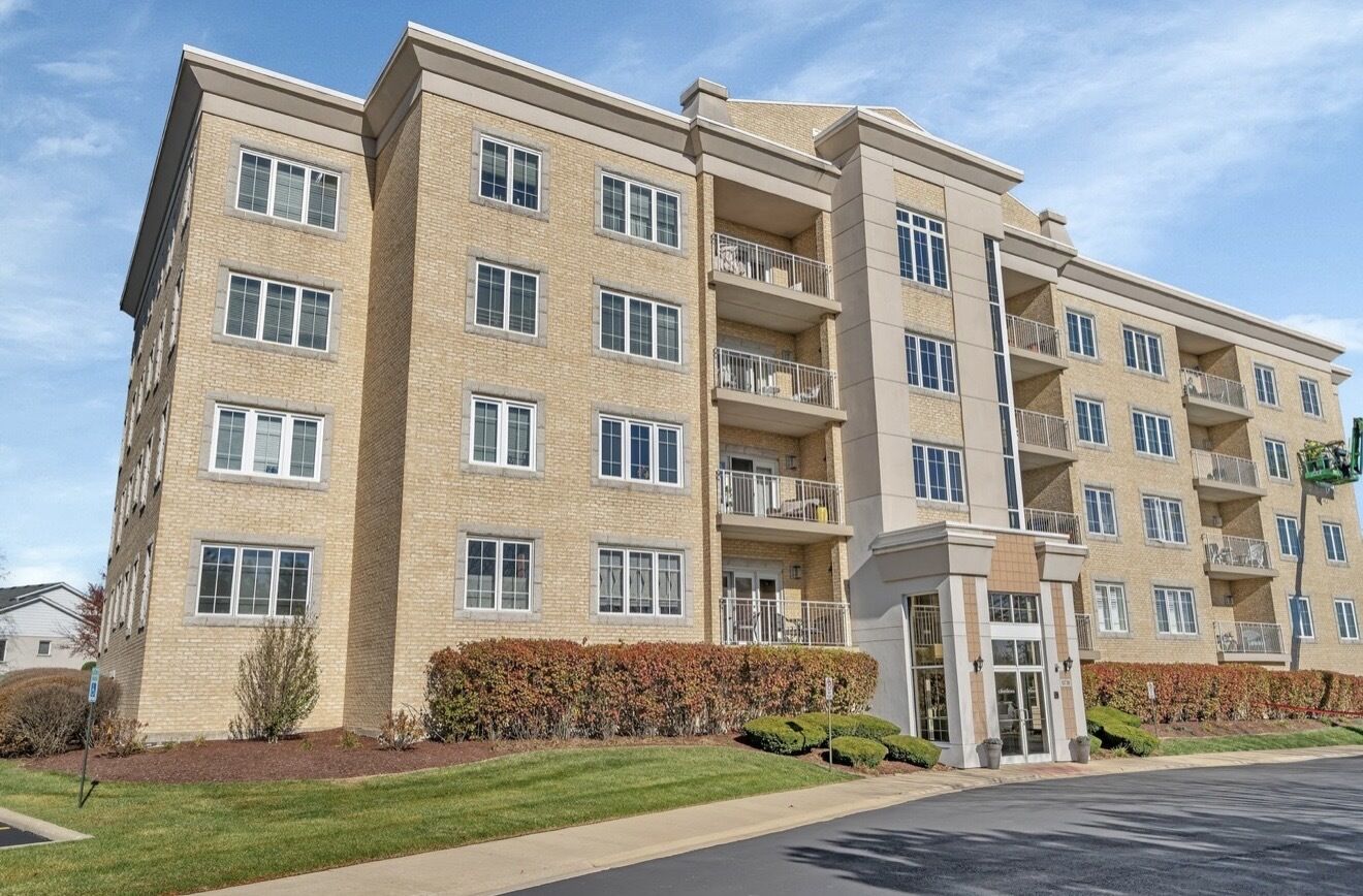 Property Photo:  9730 Koch Court 2F  IL 60467 