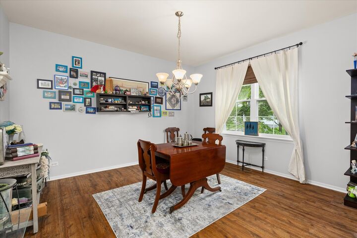 Property Photo:  