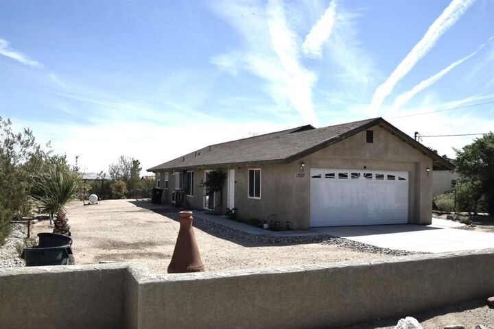 Property Photo:  2527 Flying U Road  CA 92004 