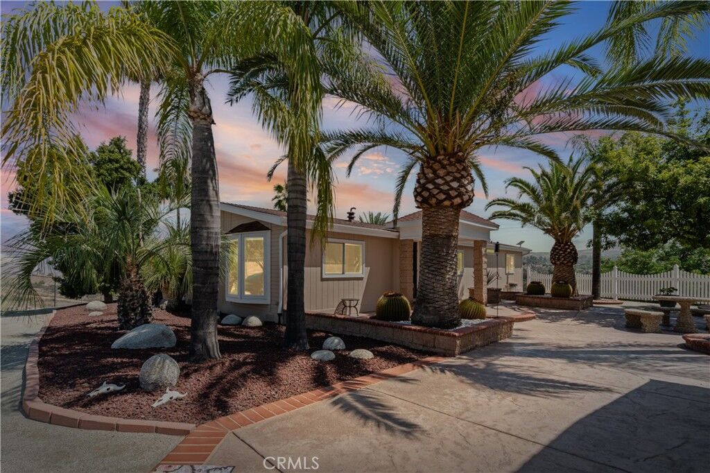 Property Photo:  22635 Juniper Flats  CA 92567 