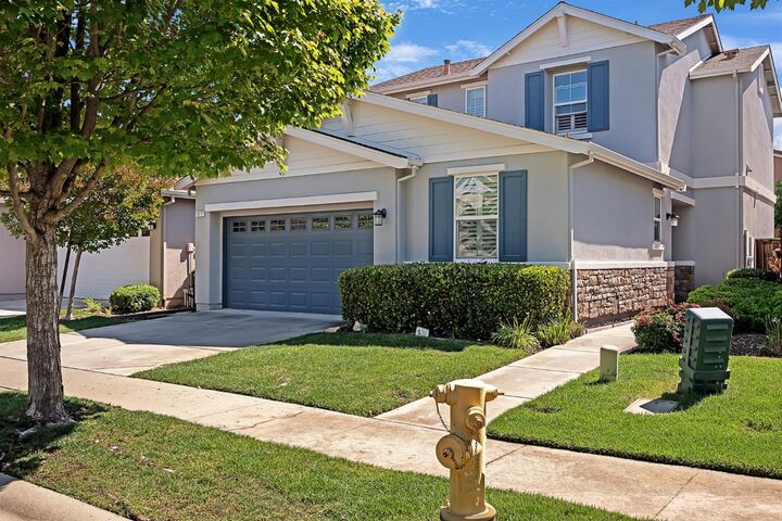 Property Photo:  1817 Glenmark Way  CA 95747 