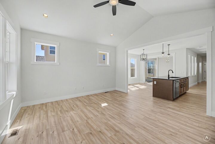 Property Photo:  2921 Travis Avenue  MT 59601 