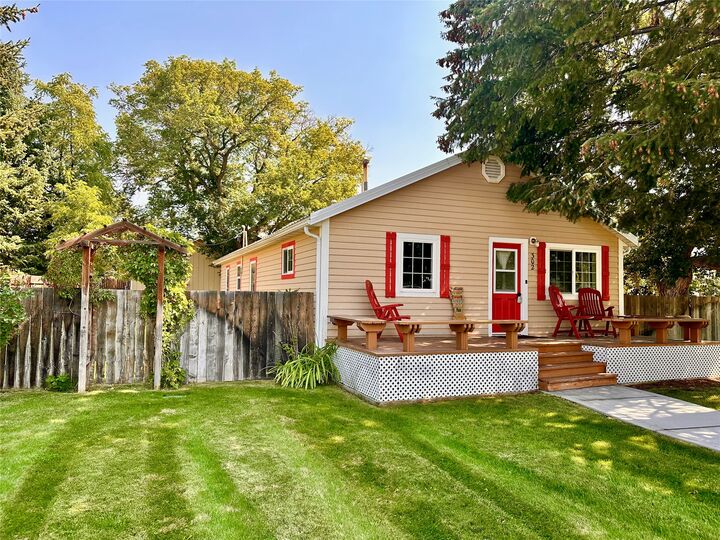 Property Photo:  302 N 6th Street  MT 59840 