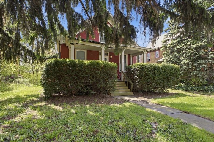 Property Photo:  1561 E State Street  OH 44460 
