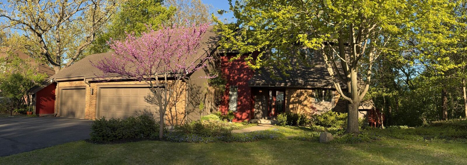 Property Photo:  8655 Hunters Way  MN 55124 
