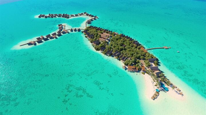 Property Photo:  55 Six Senses Lane   99999 