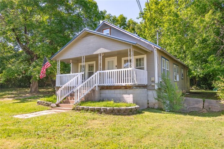 Property Photo:  1103 Wilson Avenue  AR 72601 