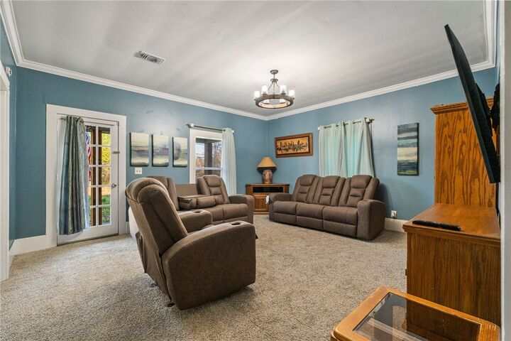 Property Photo:  606 N Roseville Street  AR 72821 