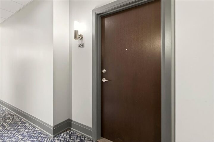 Property Photo:  2 King Street W 304  ON L9H 6Z1 