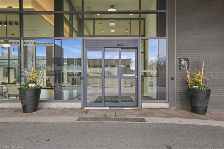 Property Photo:  50 Grand Avenue S 1014  ON N1S 0C2 
