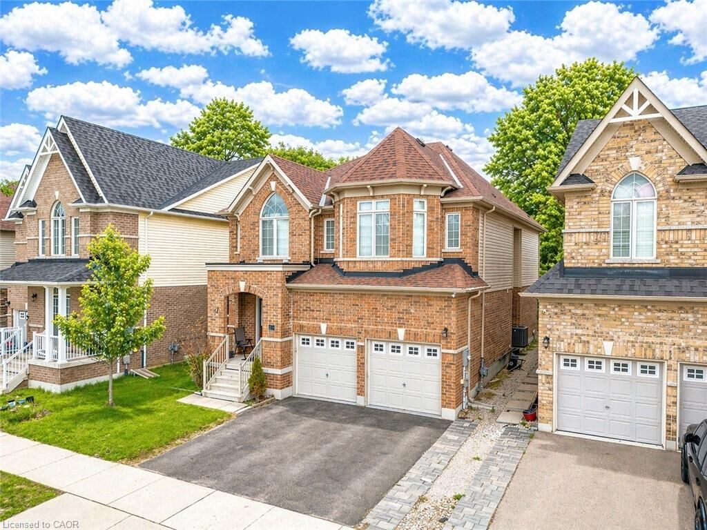 Property Photo:  667 Linden Drive  ON N3H 0B6 