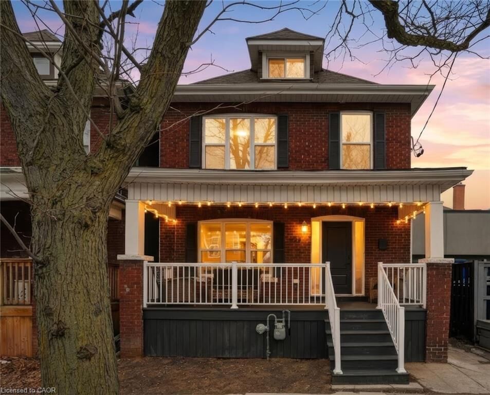 Property Photo:  305 Cannon Street E  ON L8L 2B7 