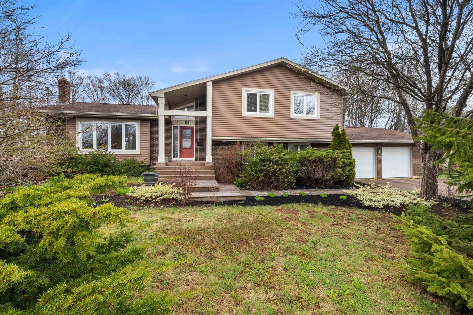 Property Photo:  13 Bardin Crescent  PE C1E 1L7 