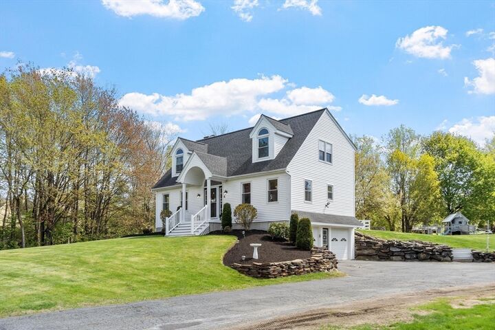 Property Photo: 4 Ashton Ln MA 01564