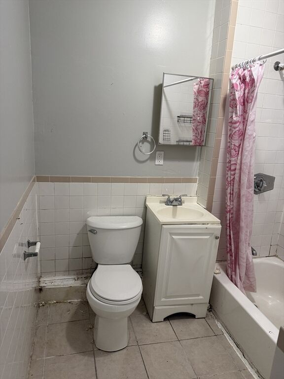 Property Photo:  150 Walnut Avenue  MA 02119 