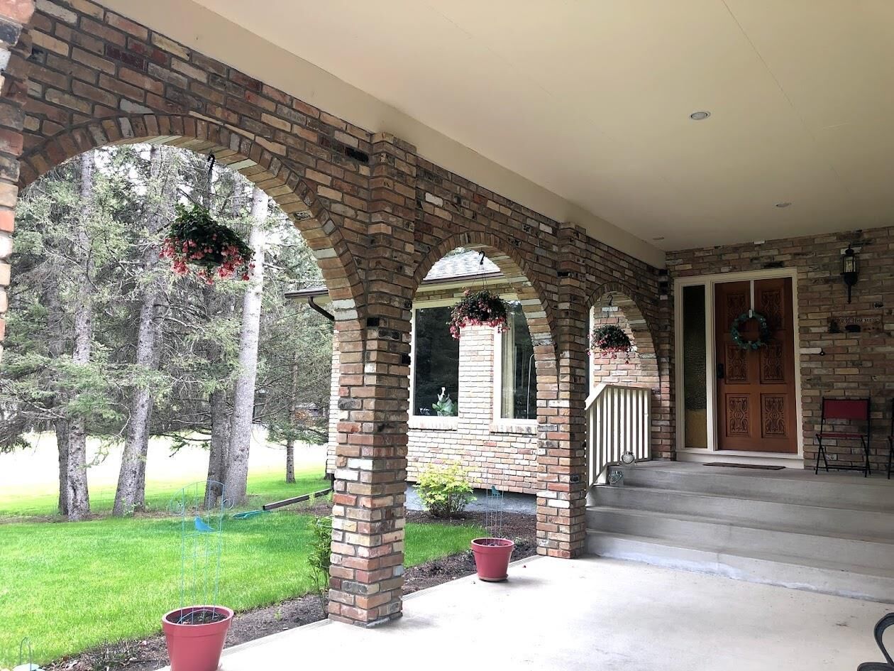 Property Photo:  Wolf Drive 63  AB T3Z 1A3 