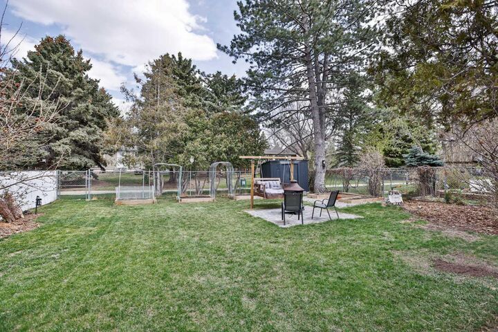 Property Photo: 1309 Huron Place S AB T1K 3L1