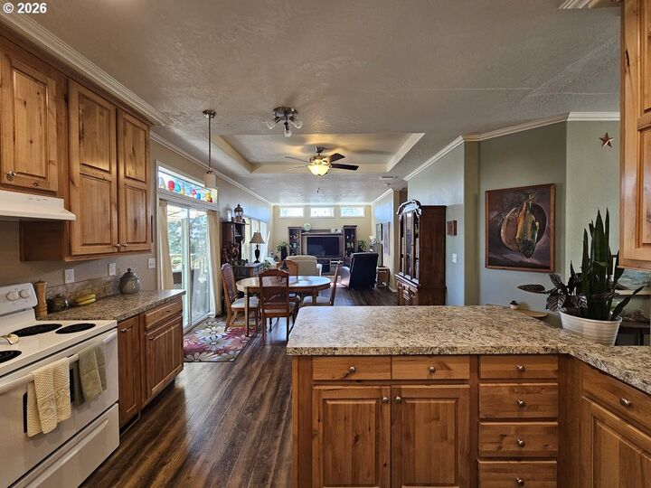 Property Photo:  720 Whitney Ct  WA 98620 