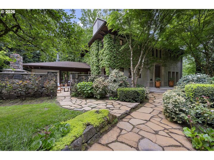 Property Photo:  3138 NW Verde Vista Ter  OR 97210 