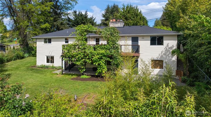 Property Photo:  10617  21st Avenue SW  WA 98146 