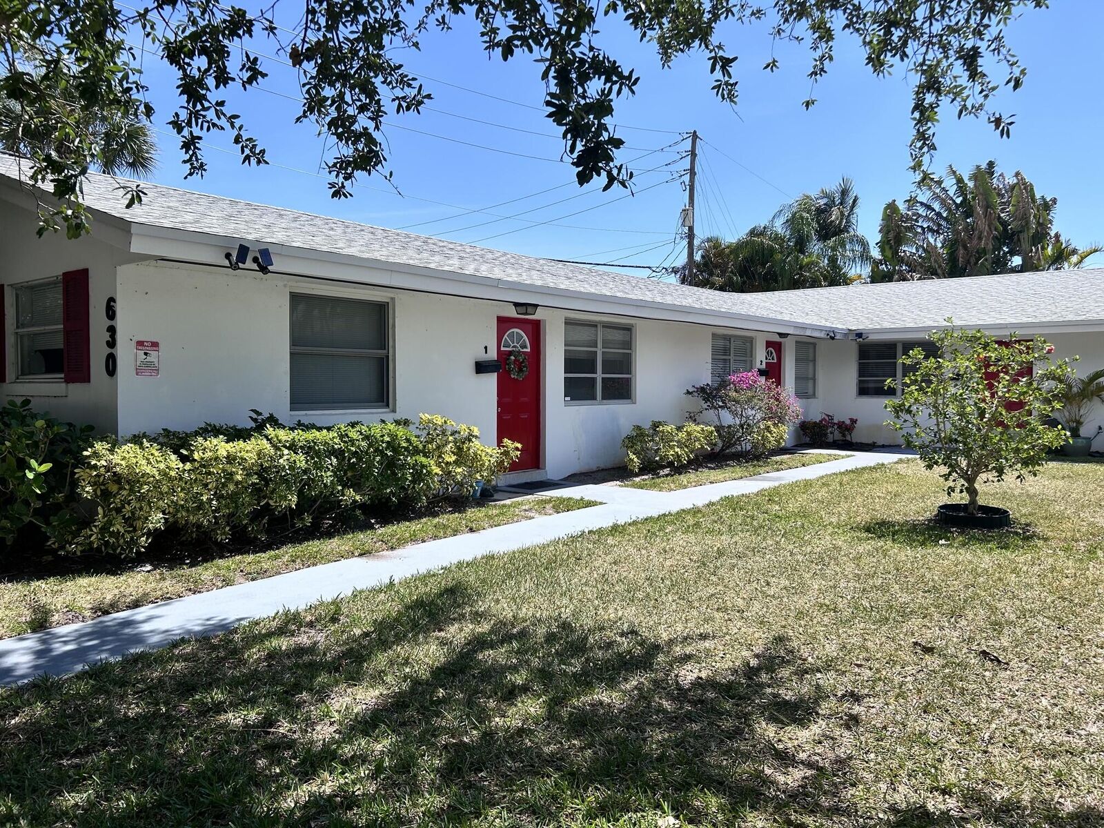 Property Photo:  630 Prosperity Farms Road 2  FL 33408 