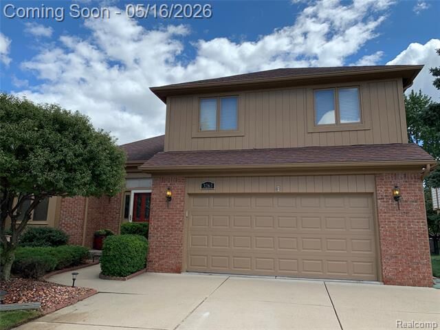 Property Photo:  3263 Primrose Drive  MI 48307 