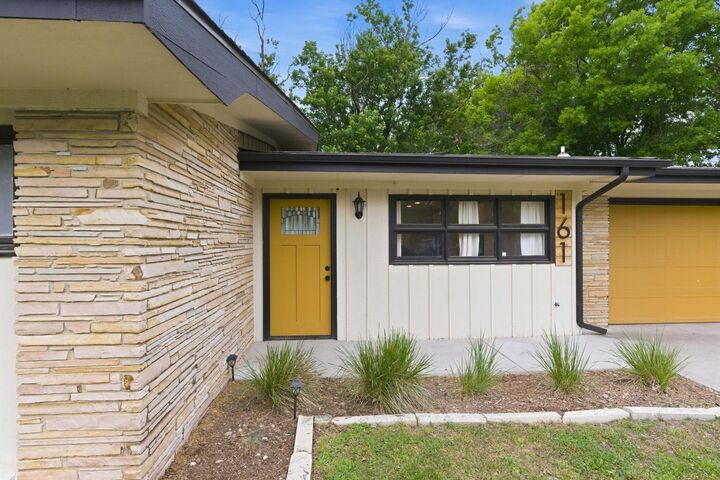 Property Photo:  161 S Westview Dr  KS 67002 