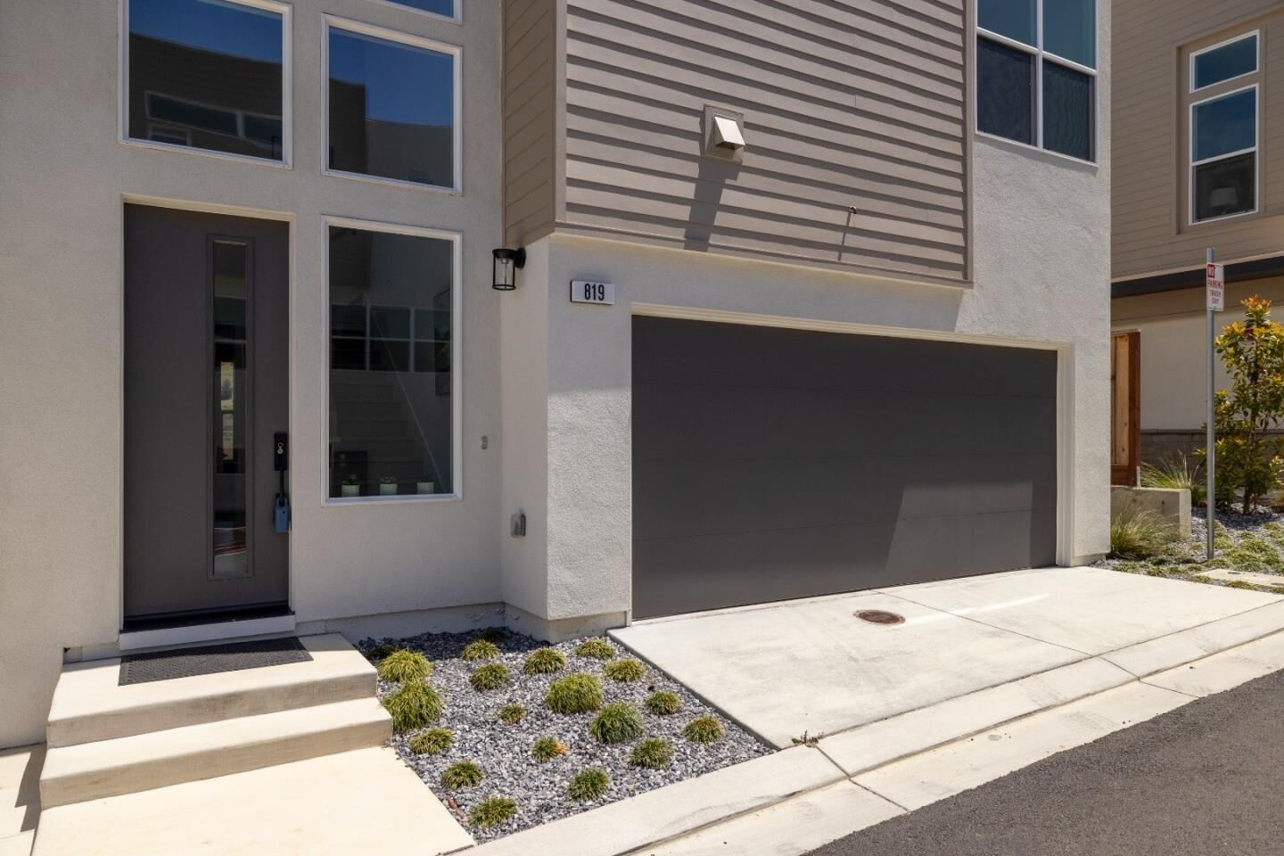 Property Photo: 819 Fassler Avenue CA 94044