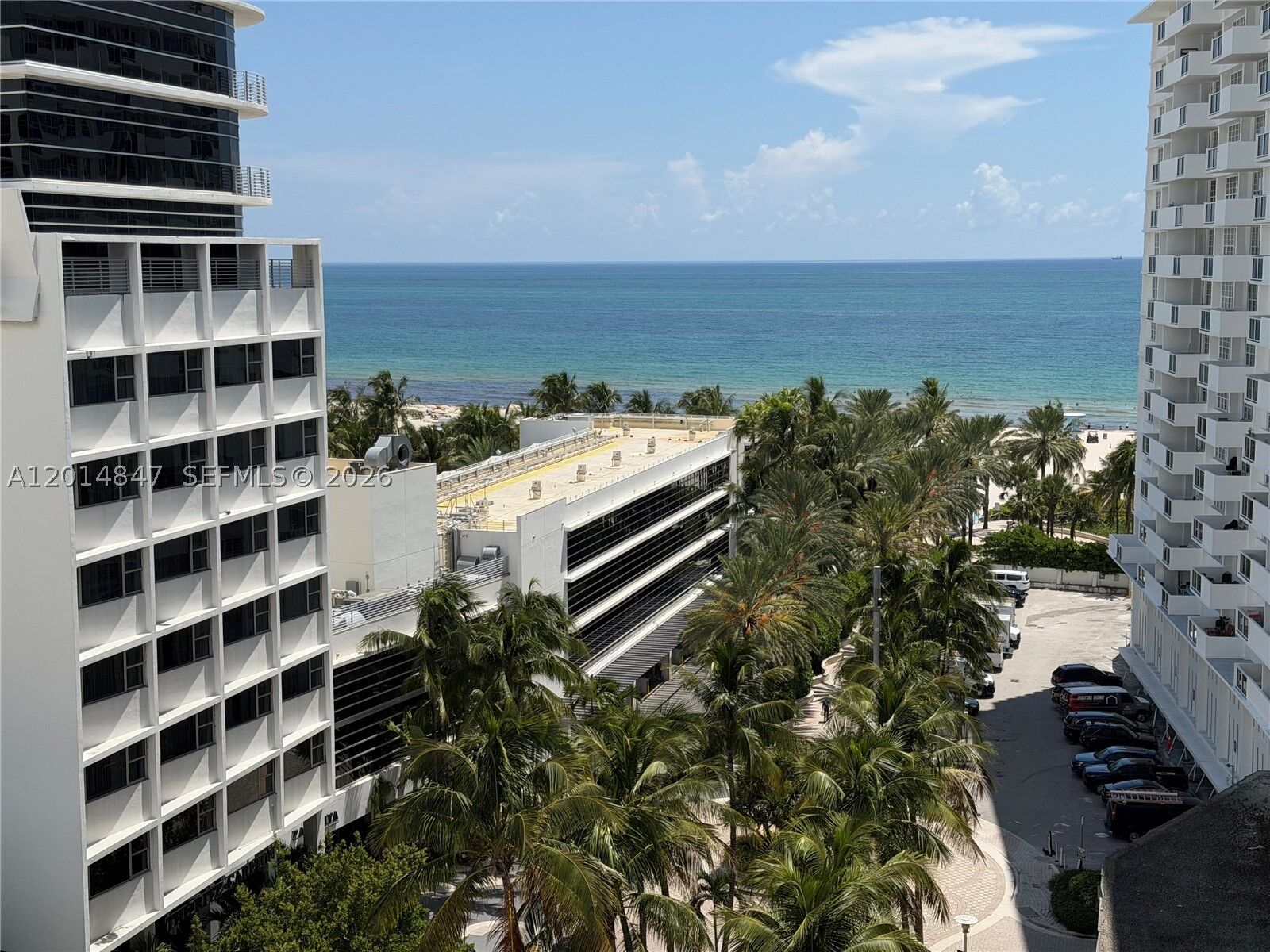 Property Photo:  100 Lincoln Rd 1012  FL 33139 