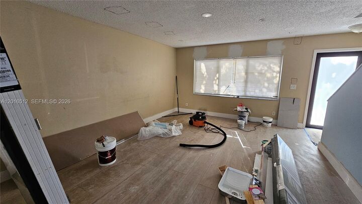 Property Photo:  2260 NW 59th Way 2  FL 33313 