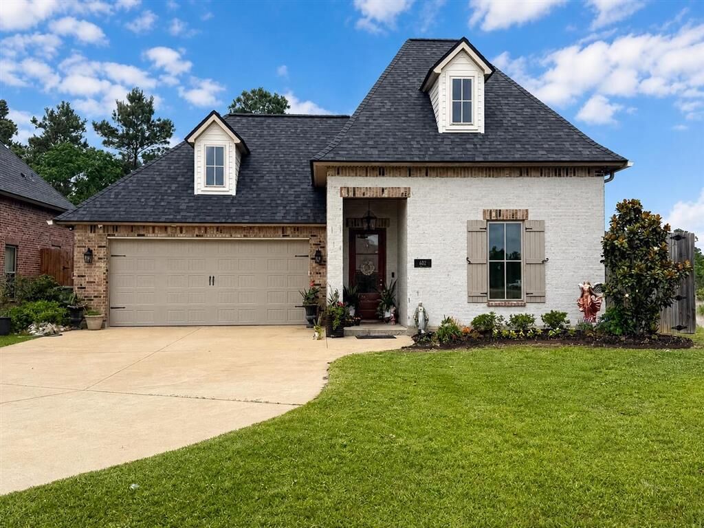 Property Photo:  602 Lionel Lane  LA 70605 