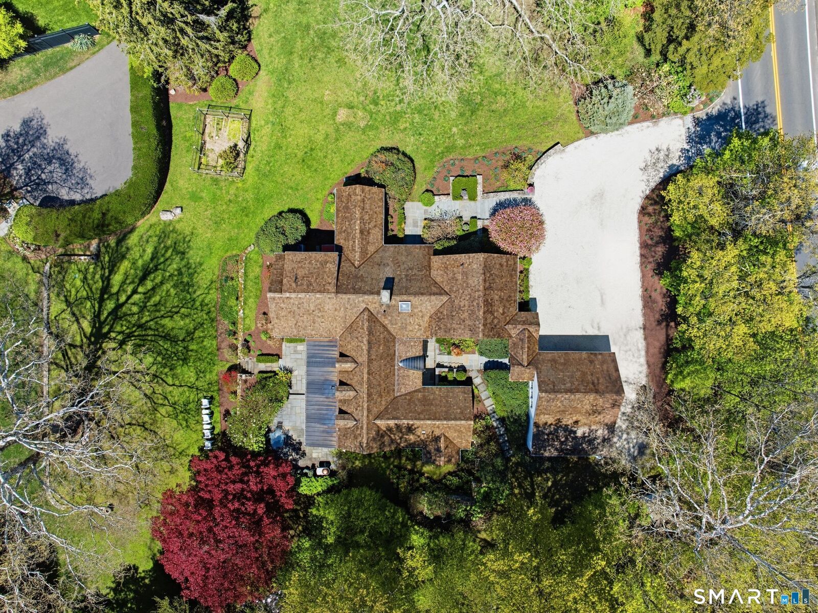 Property Photo:  55 Compo Road North  CT 06880 