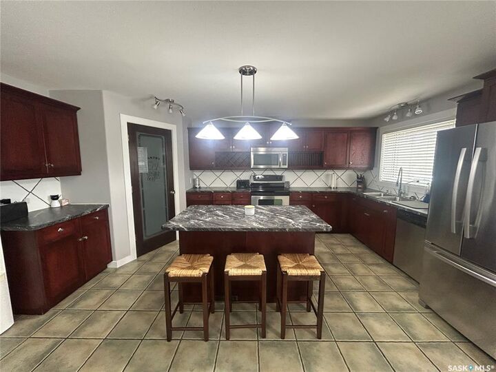 Property Photo: 219 Crawford Avenue W SK S0E 1A0