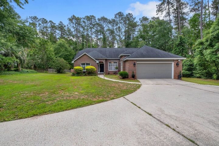 Property Photo:  2801 Green Forest Lane  FL 32312 