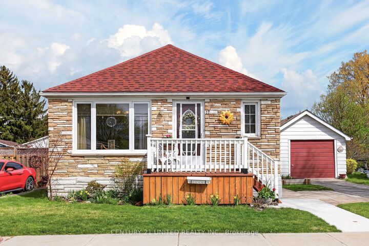 Property Photo:  17 Margaret Street N  ON K0L 1L0 