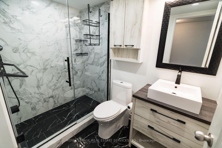 138 Widdicome Hill Boulevard 721 — photo 1