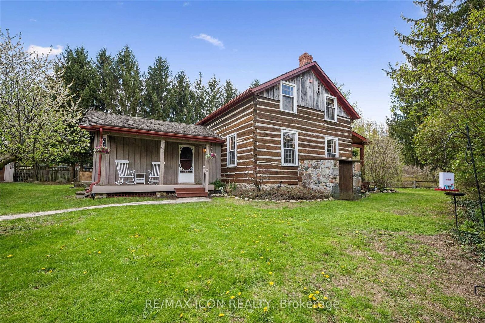 Property Photo: 630 Robert Ferrie Drive ON N2P 2R4