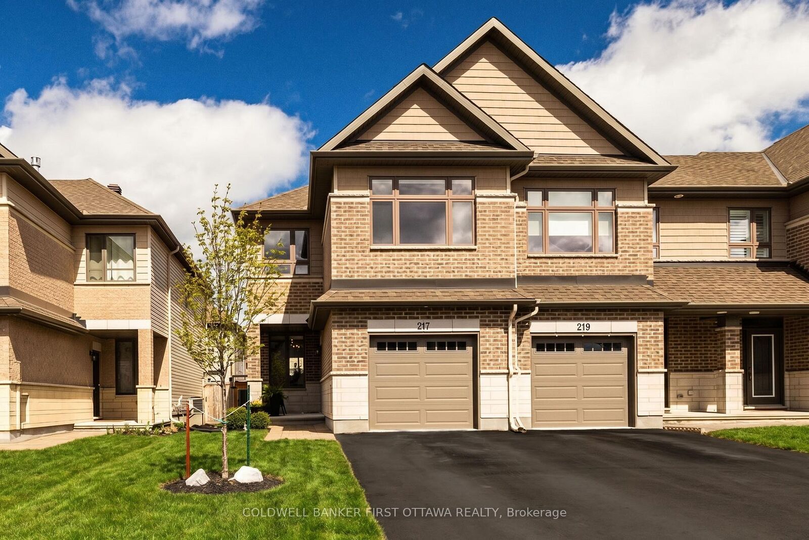 Property Photo:  217 Purchase Crescent  ON K2S 2L8 