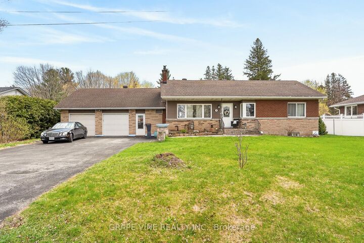 Property Photo: 46 Macfarlane Road ON K2E 6V5