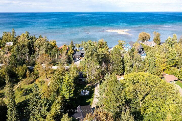 Property Photo: 128 Teskey Drive ON N0H 1J0