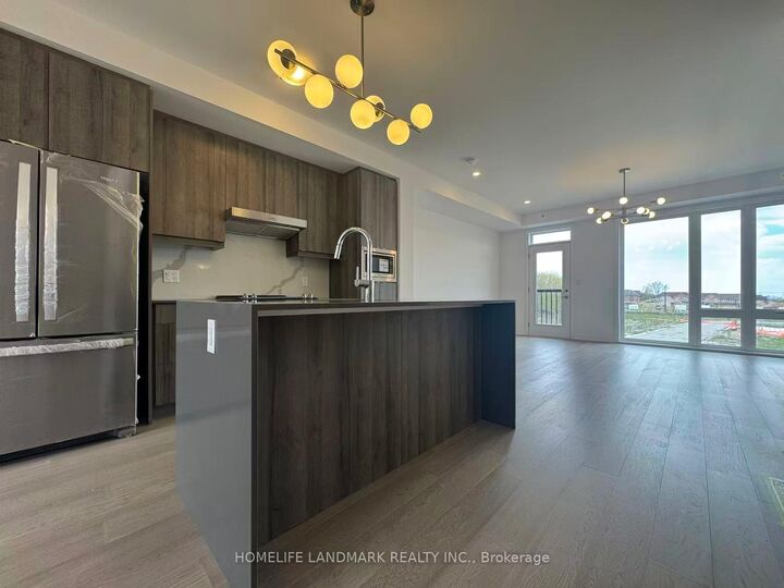 Property Photo: 17 Bancroft Lane ON L4E 1M1