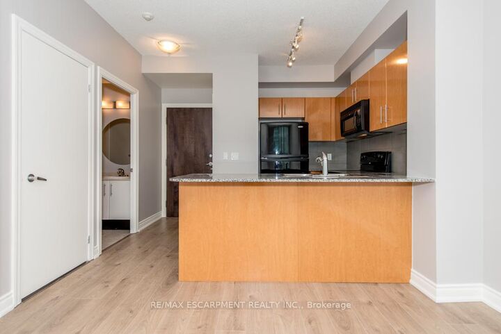 Property Photo: 16 Yonge Street 2903 ON M5E 2A1