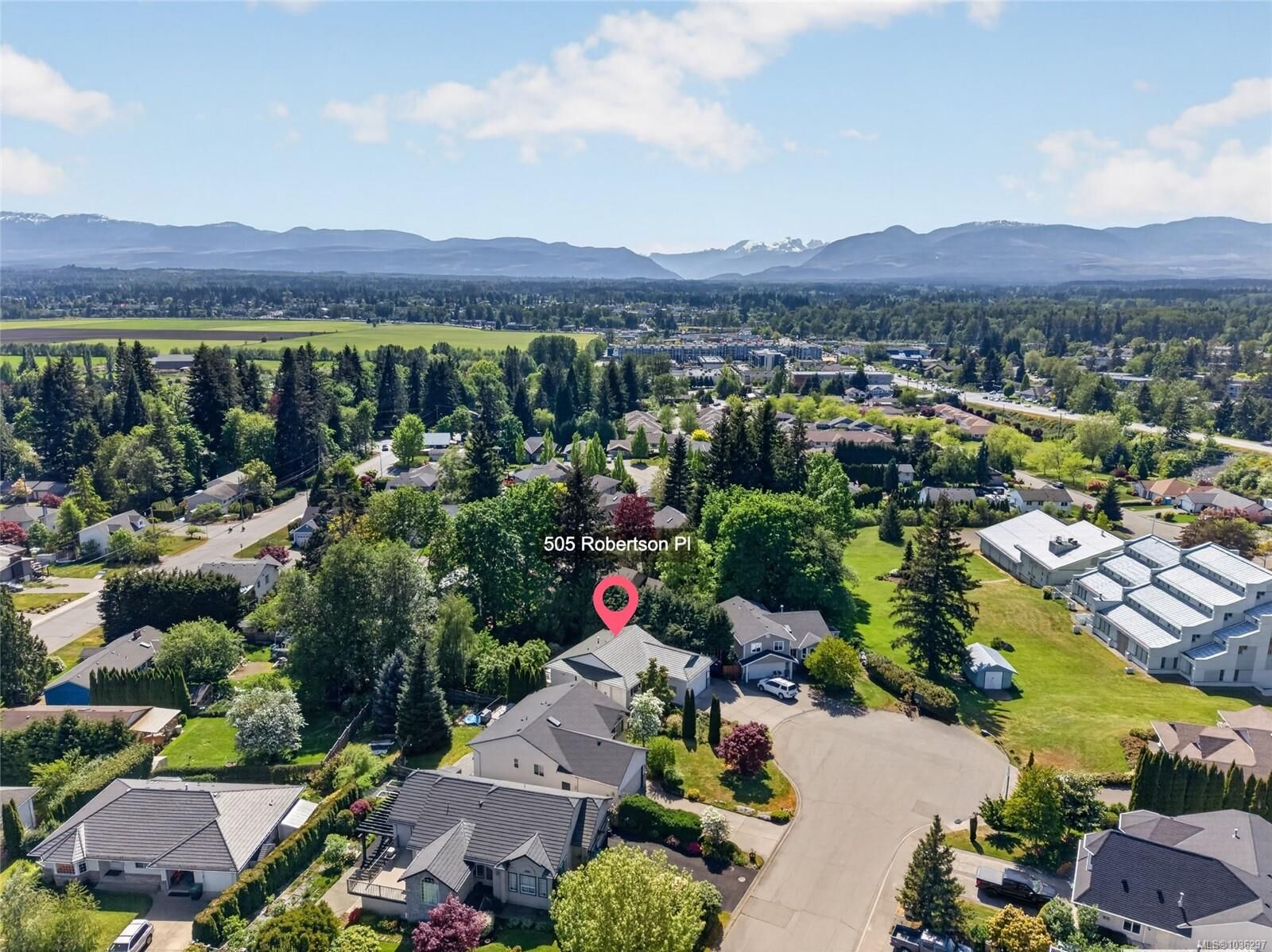 Property Photo:  505 Robertson Pl  BC V9N 8W5 