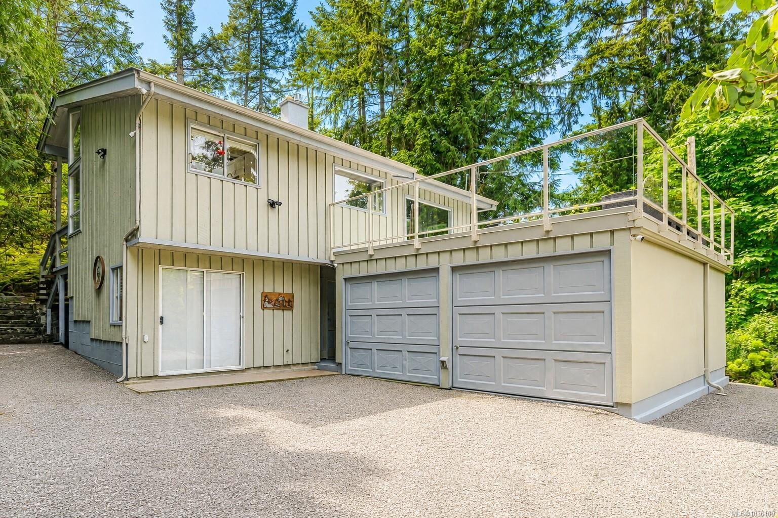 Property Photo:  7136 Willis Point Rd  BC V9E 2A1 