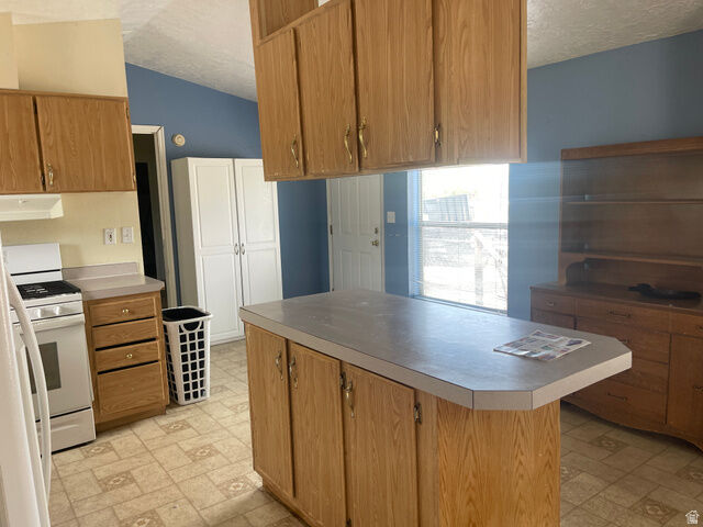 Property Photo: 1123 W 465 N UT 84057