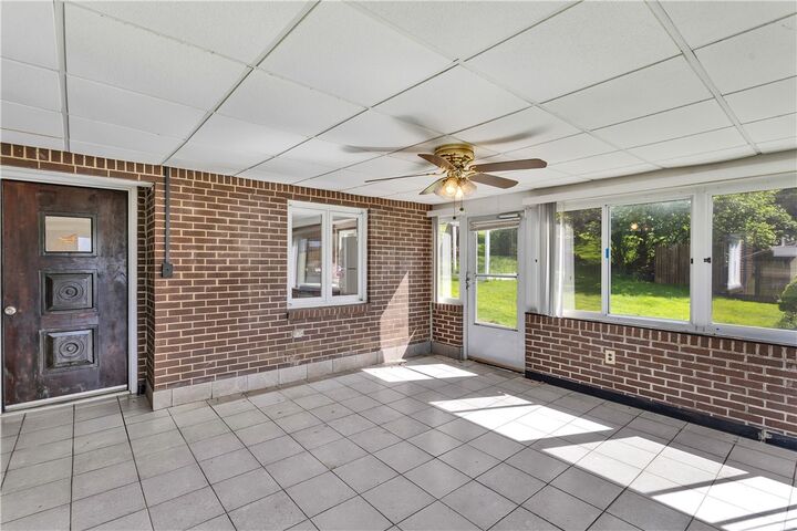 Property Photo: 2750 Ohio St PA 15102