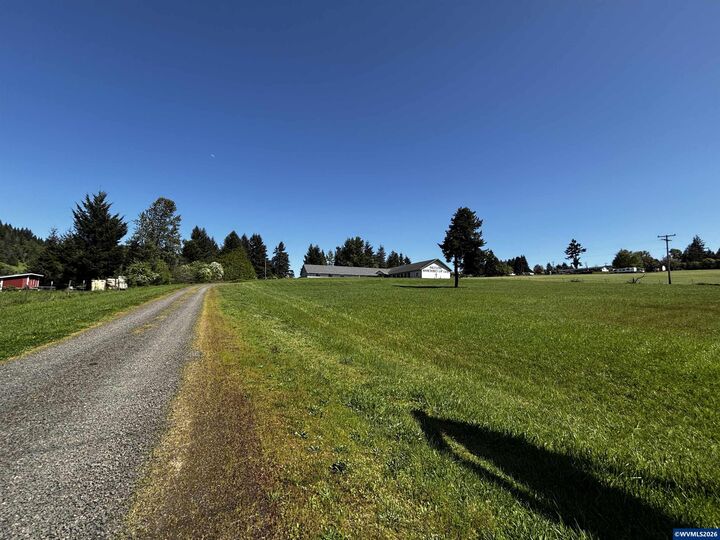 Property Photo:  38520, 38524 Hwy 226  OR 97374 